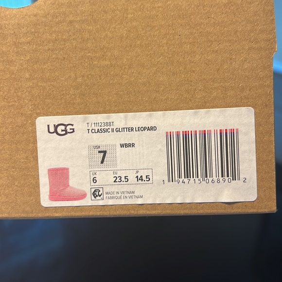 Kids UGG boots - Picture 4 of 5